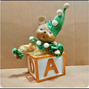 Vintage Price Products Music Box:  Ceramic Bear that moves & plays a lullaby